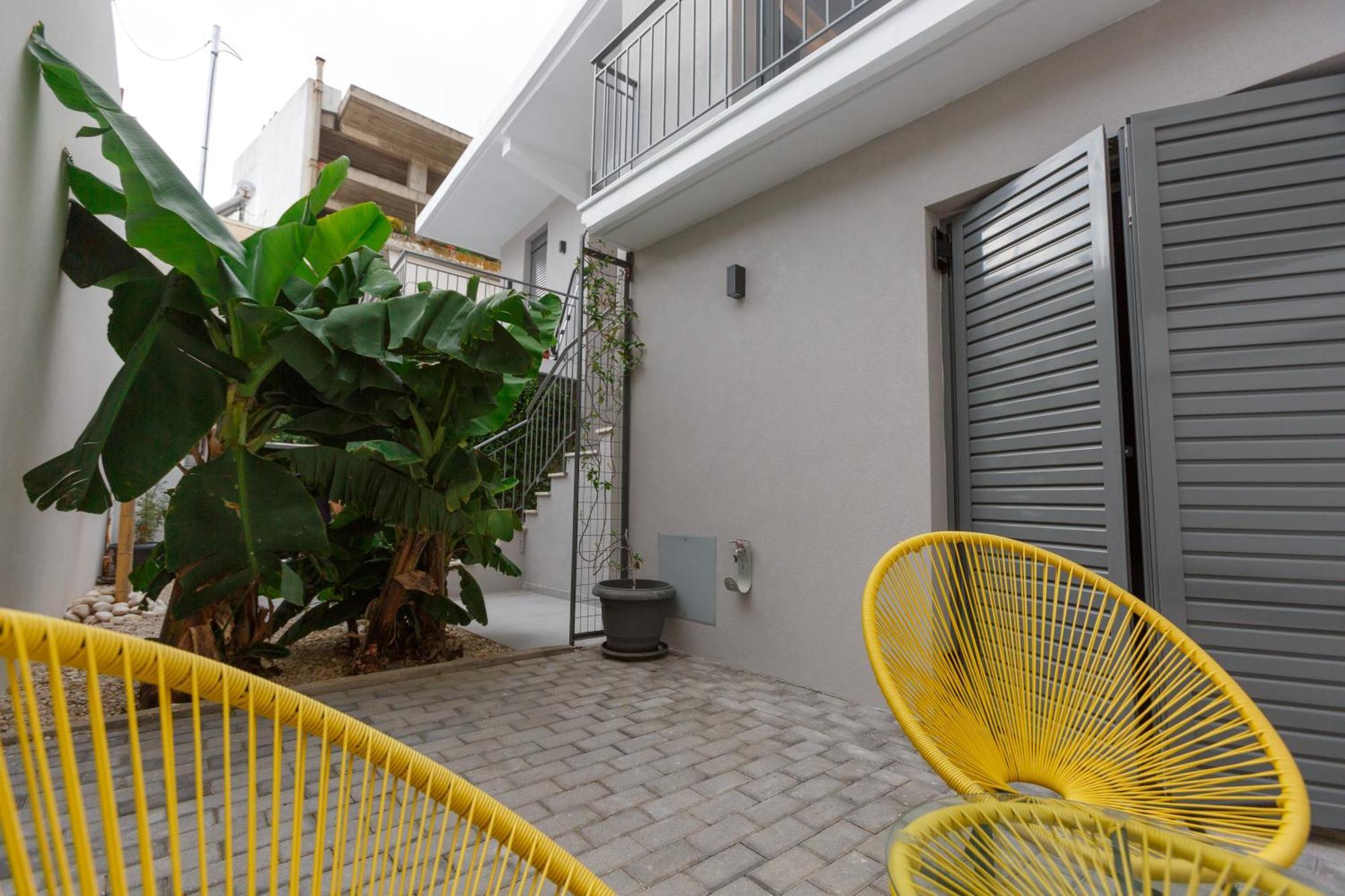 Groundfloor 2br With Smallyard Near The Heart Of Apartment *