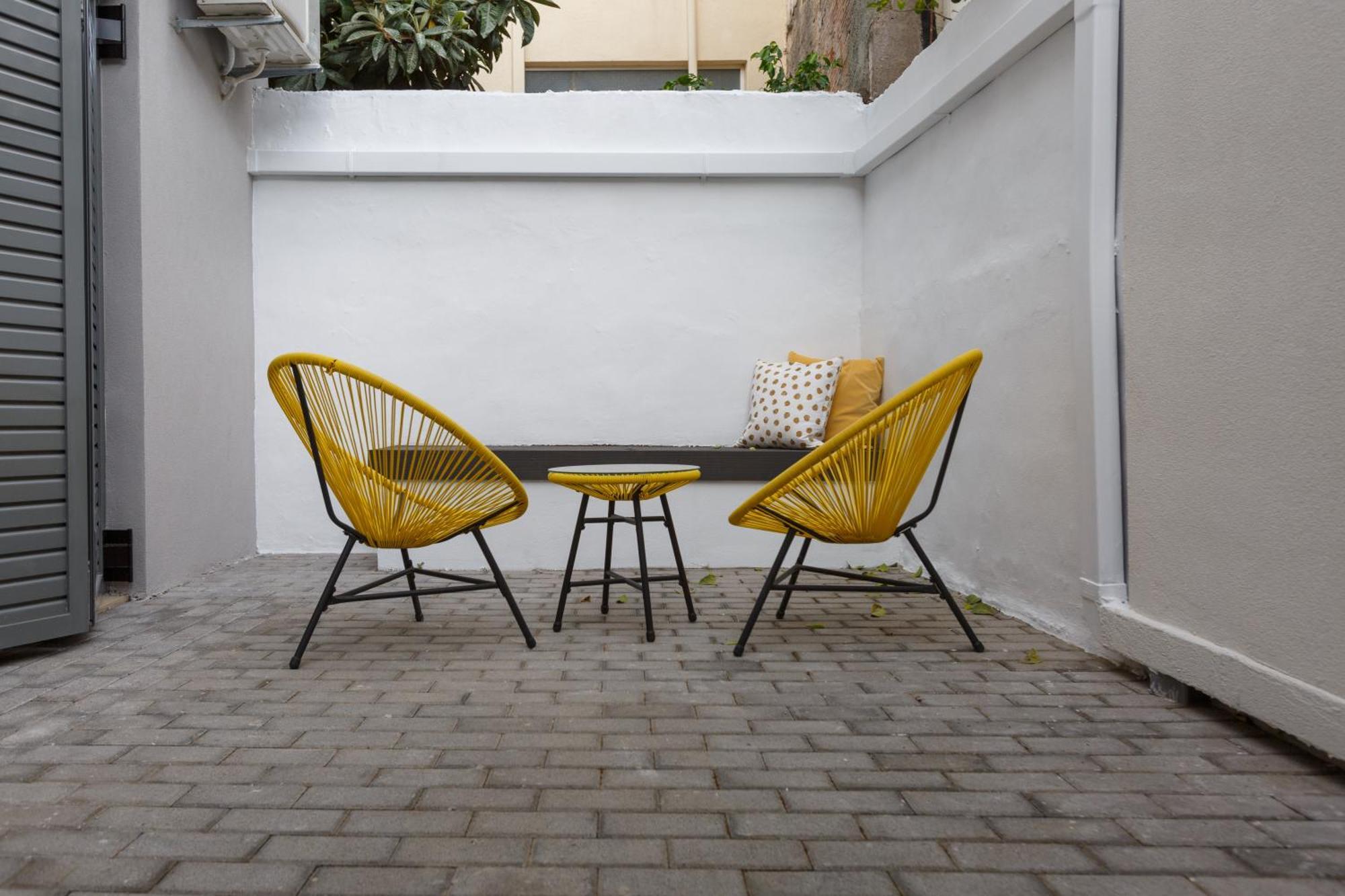Groundfloor 2br With Smallyard Near The Heart Of Apartmán