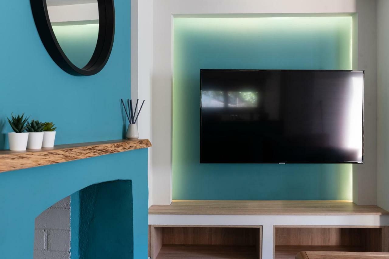 Groundfloor 2br With Smallyard Near The Heart Of Apartment Kalamata